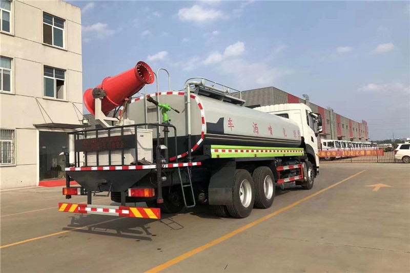 東風(fēng)天龍后八輪20噸噴霧車(chē)，國(guó)六綠化噴灑車(chē)